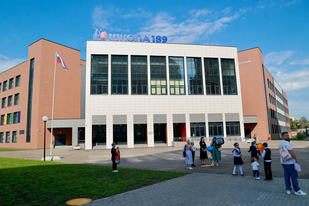 Подробнее о статье 🏫Глава Нижнего Новгорода Юрий Шалабаев открыл новую и самую большую в городе и регионе школу №189 в День знаний